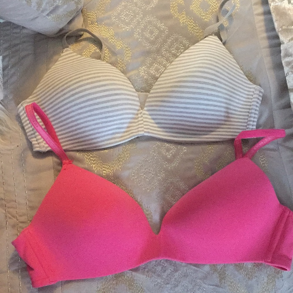 Victoria’s Secret bra set